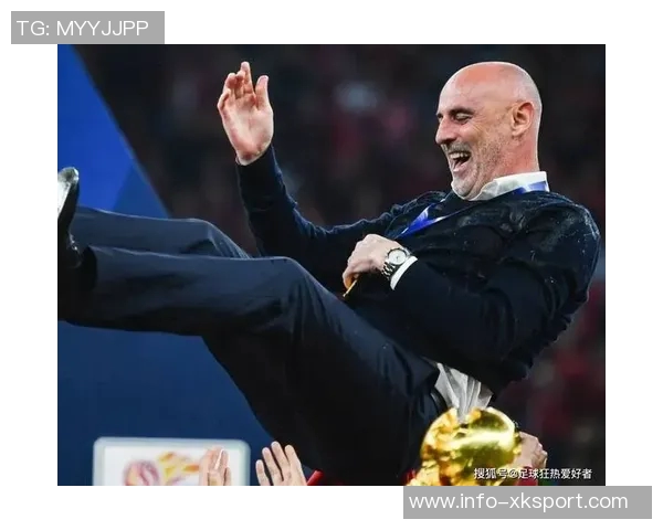 穆斯卡特称赞林加德表现出色并强调海港未来发展需深入讨论